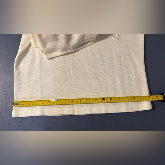 Ivory Top. Sequin Detail.  Luxe Size Medium.  SKU 8 - Picture 9 of 11